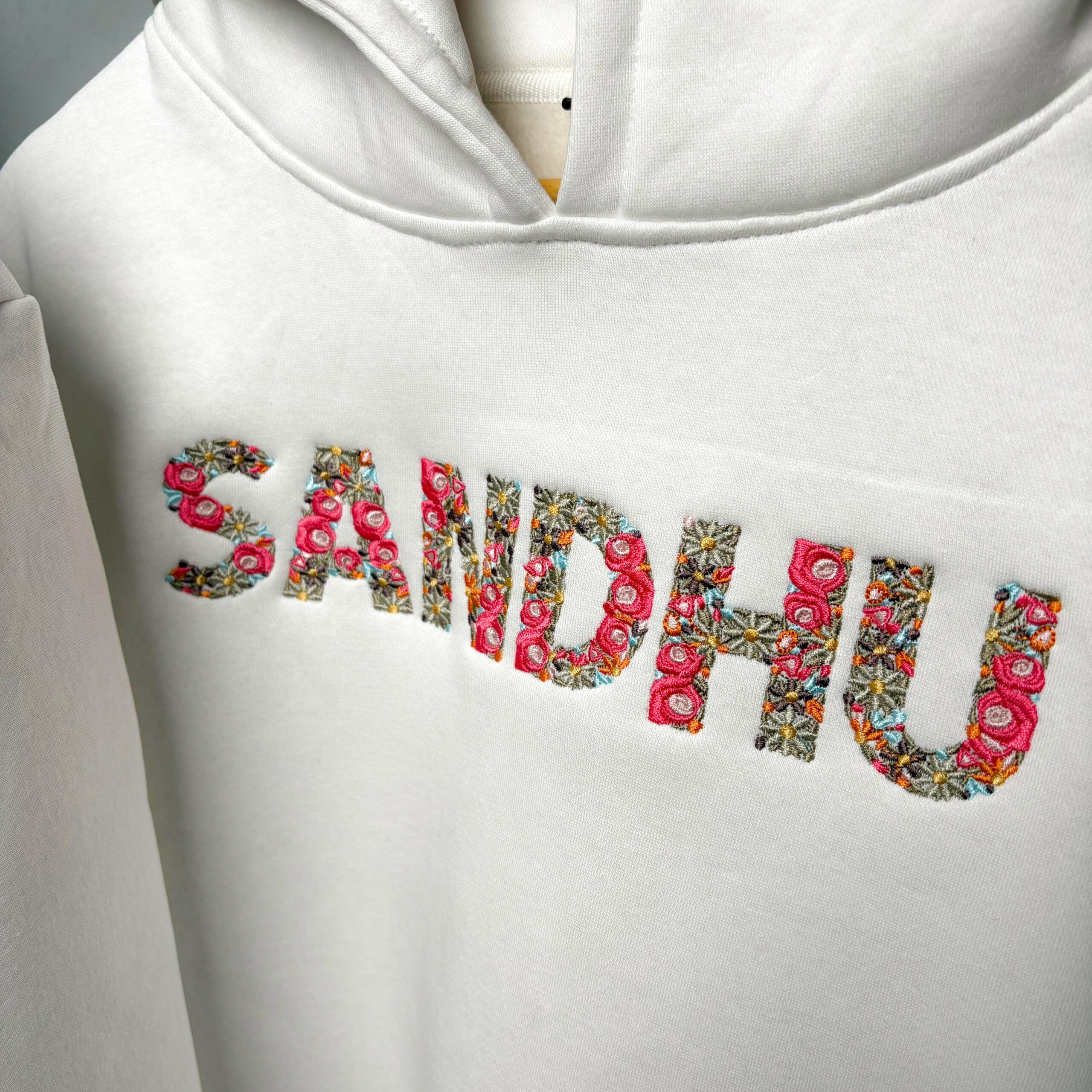 Personalized Floral Hoodie – Surname Edition - Image 6